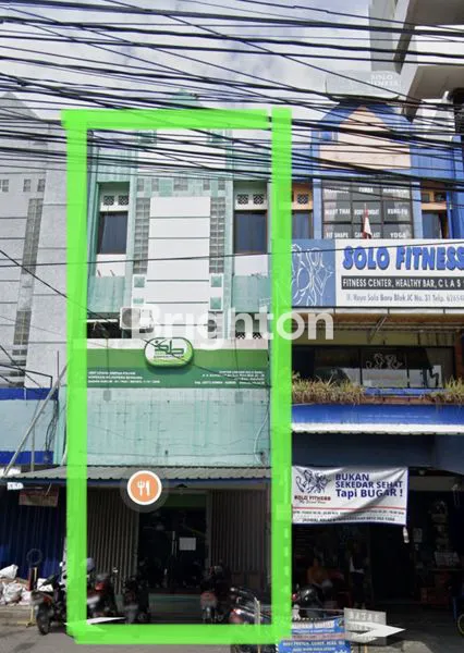 RUKO SIAP PAKAI/LOKASI STRATEGIS/DEPAN PAKUWON MALL SOLO BARU