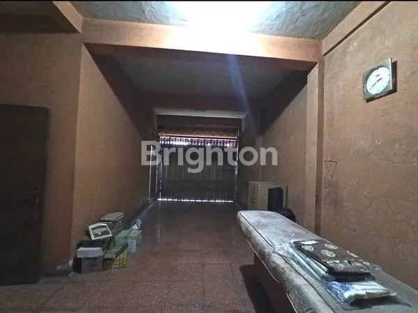 image RUMAH DI JALAN RAYA JEMUR SURABAYA (7)