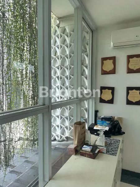 image MURAH !! RUMAH 15X23  JALAN 2 MOBIL DI RAWAMANGUN  (6)