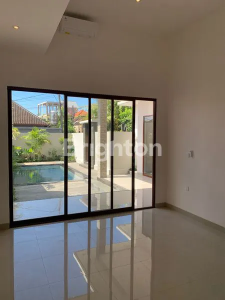 image VILLA ASRI 1 LANTAI SIAP HUNI  DI DALUNG DEKAT CANGGU (4)