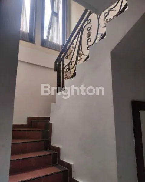 image RUMAH BANYAK KAMAR BISA DIJADIKAN KOS-KOSAN DI GATSU (3)