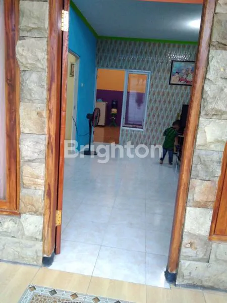image RUMAH SIDOARJO MODERN AMAN NYAMAN STRATEGIS (1)