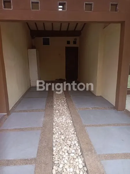 image RUMAH RAPI SIAP HUNI DENGAN LINGKUNGAN ASRI DAN TENANG DI AREA BINTARO  (6)