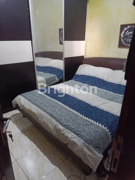 image RUMAH RAPI SIAP HUNI DENGAN LINGKUNGAN ASRI DAN TENANG DI AREA BINTARO  (4)