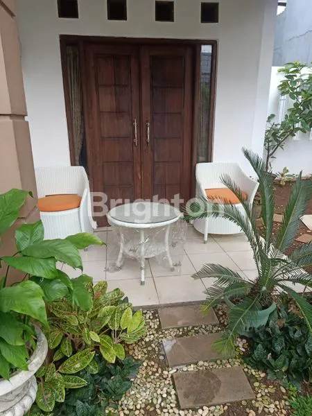image RUMAH RAPI SIAP HUNI DENGAN LINGKUNGAN ASRI DAN TENANG DI AREA BINTARO  (3)