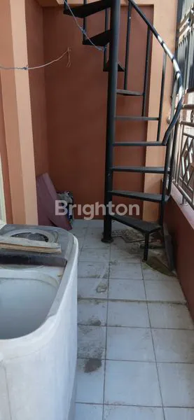 image DISEWAKAN RUKO 3 LANTAI (7)