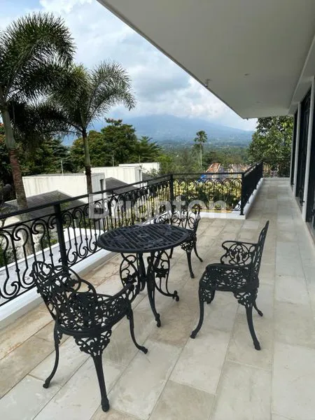 image RUMAH MEWAH VIEW GUNUNG SALAK RANCAMAYA GOLF ESTATE BOGOR (7)