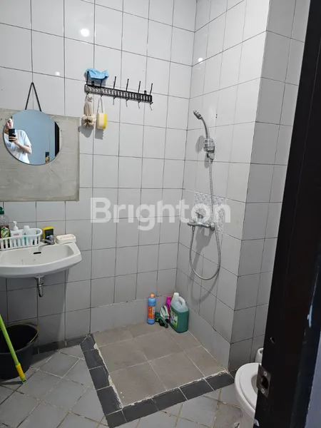 image TAKE OVER KONTRAK RUKO 3 LANTAI FULL FURNISHED DI CENTRAL PARK KUTA (4)