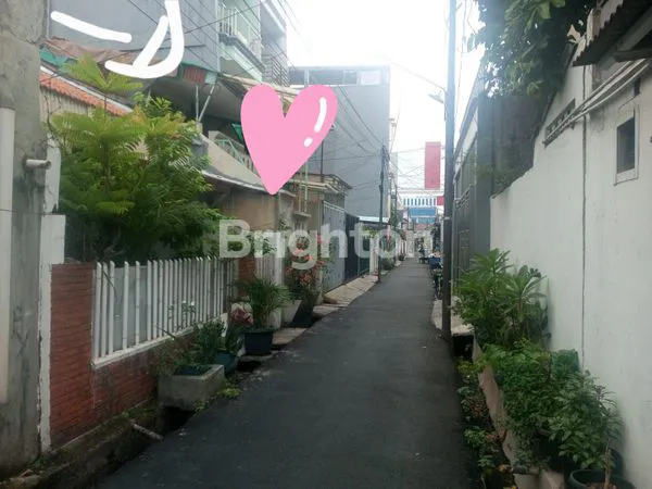 image DIJUAL RUMAH KOSTAN AREA PETOJO (1)