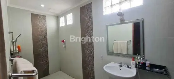 image RUMAH MEWAH JL INPRES MUARA RAPAK BALIKPAPAN (5)