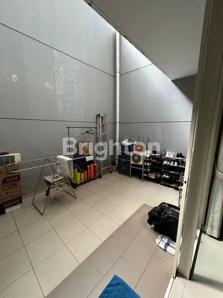 image RUMAH CANTIK FULL FURNISH DI CITRALAND SURABAYA BARAT DEKAT UNIVERSITAS CIPUTRA PAKUWON MALL GWALK PASAR MODERN (7)