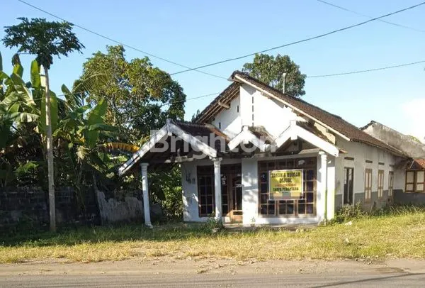 image RUMAH STRATEGIS DI PINGGIR JALAN RAYA GANDUSARI (1)