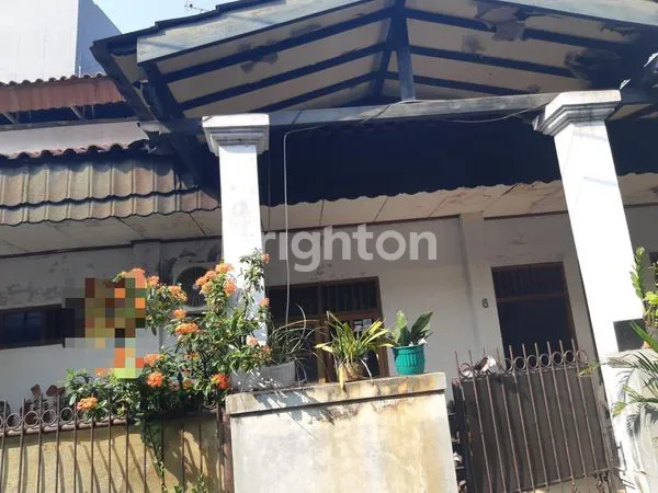 image RUMAH COCOK DIBUAT RUMAH KOST. TANJUNG DUREN SELATAN. JAKARTA BARAT (1)