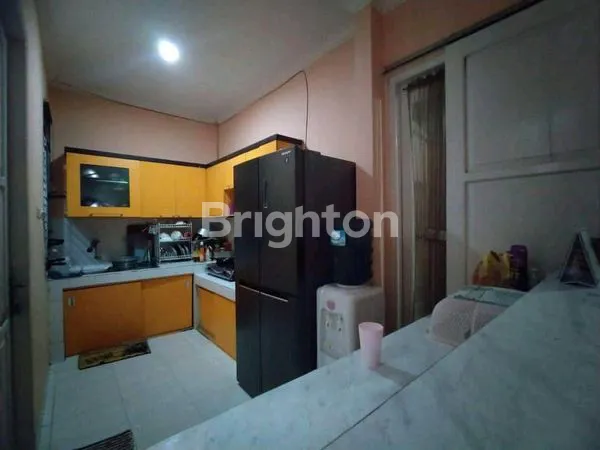 image RUMAH MEWAH 2 LANTAI FULLY FURNISHED DI REGENCY BALIKPAPAN (5)