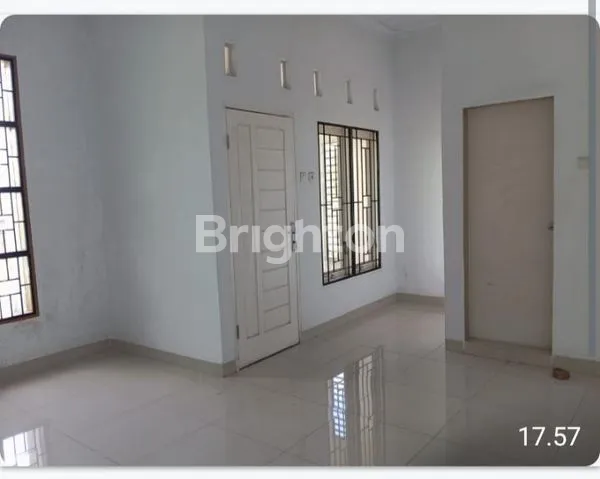 image RUMAH 2 LANTAI DI SUNGGAL (4)