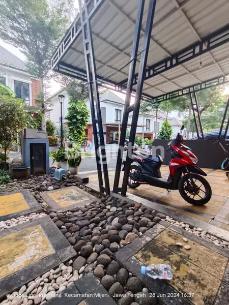 image RUMAH 2 LANTAI SIAP HUNI CLUSTER KEDATON BSB MIJEN SEMARANG BARAT (1)