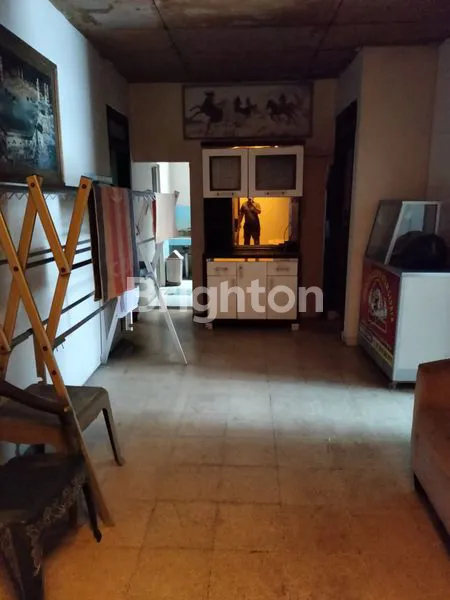 image RUMAH ASRI DEKAT PINTU TOLL JORR CENGKARENG (6)