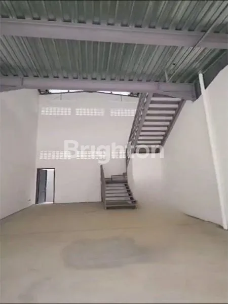 image GEDUNG KOMERSIAL STRATEGIS DI TAMAN TEKNO X, SERPONG, BANTEN (5)