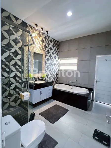 image  RUMAH MODERN MINMALIST BABATAN MUKTI, WIYUNG (2)