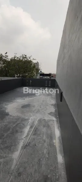 image RUKO STRATEGIS DI TANJUNG DUREN (4)