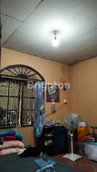 image RUMAH DENGAN HALAMAN LUAS YANG PRODUKTIF DI LENTENG AGUNG (3)