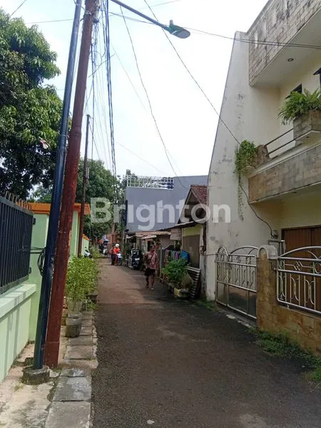 image RUMAH STRATEGIS DI JAGAKARSA (2)