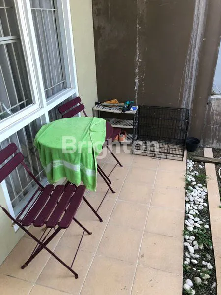 image RUMAH MEWAH SEMI FURNISHED DI CLUSTER CALOSA CHERRYFIELD BOJONGSOANG (2)