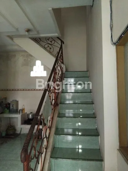 image DIJUAL KOST AN 2 LANTAI LOKASI PREMIUM HANYA 100M2 KE KAMPUS UNPAK  KOTA BOGOR (3)