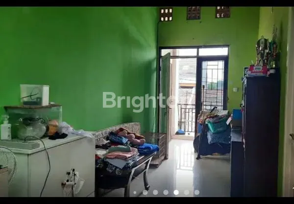 image RUMAH SEMI FURNISHED 2 LANTAI DI TAMAN LEMBAH HIJAU CIKARANG (5)