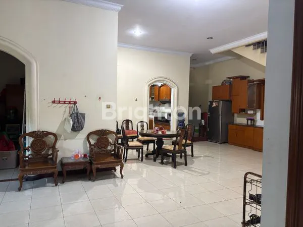 image RUMAH NYAMAN DI KOMPLEX PERUMAHAN MUARA KARANG (3)