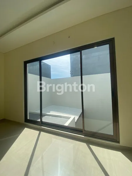 image RUMAH MINIMALIS BARU SIAP HUNI AREA KENJERAN DEKAT PAKUWON CITY DAN GALAXY MALL (7)