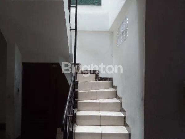 image RUMAH TANJUNG DUREN LOKASI STRATEGIS, JAKARTA BARAT (5)