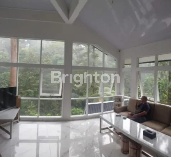 image VILLA HUTAN NAN CANTIK FULL FURNISHED DEKAT DARI JAKARTA LOKASI BOGOR (2)