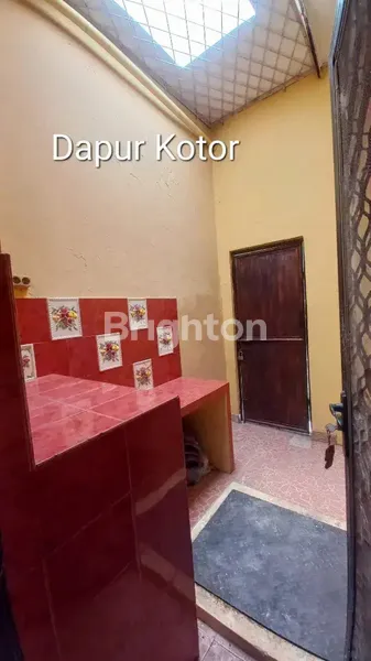 image RUMAH 2 LANTAI SIAP HUNI DI PERMATA PAMULANG (7)