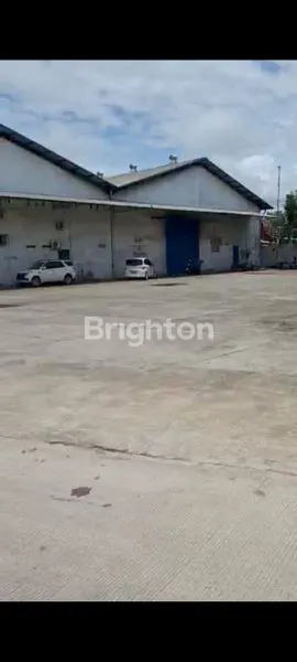 GUDANG STRATEGIS DI JALAN IR. SUTAMI, MAKASSAR - BEBAS BANJIR