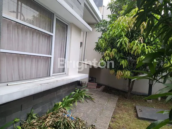 image RUMAH SEMI FURNISHED 240M² LB DEKAT PASKAL HYPERSQUARE (2)