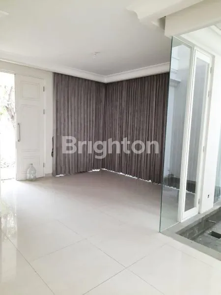 image RUMAH SIAP HUNI DI PALM BEACH, PAKUWON CITY (4)