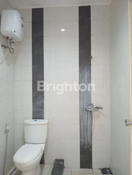 image RUMAH TENANG SEMI-FURNISHED DI KOMPLEKS NYAMAN DHARMAHUSADA INDAH UTARA (5)