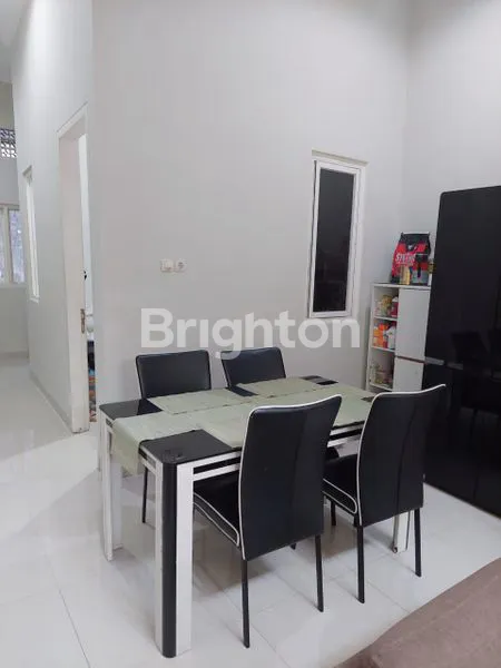 image RUMAH KARAH TAMA JAMBANGAN 2 LANTAI LOKASI STRATEGIS (4)