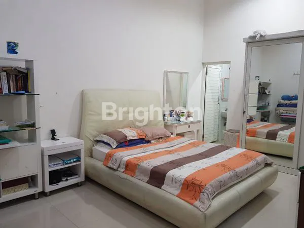 image RUMAH KARAH TAMA JAMBANGAN 2 LANTAI LOKASI STRATEGIS (7)