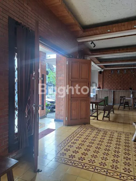 image SEWA / JUA. ...RUMAH USAHA 2 LANTAI DI SOLO BARU, LT 360M² (3)