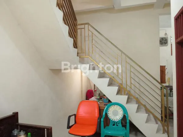 image RUMAH 2 LANTAI DI JATIRAHAYU BISA UNTUK USAHA (4)