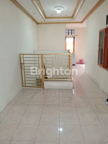 image RUMAH 2 LANTAI DI JATIRAHAYU BISA UNTUK USAHA (7)