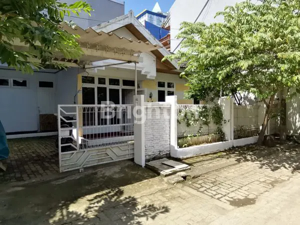 RUMAH DI GRAHA ASRI TALASALAPANG