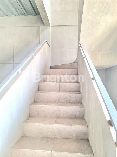 image RUKO BARU 3.5 LANTAI DI PUSAT BANDUNG, PLAFON 4M, SIAP USAHA (5)