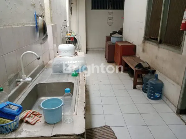image RUMAH DENGAN LAHAN LUAS DI JATIBENING (4)