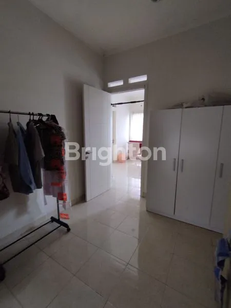 image RUMAH THE SPRING CLUSTER CANARY GADING SERPONG  (4)