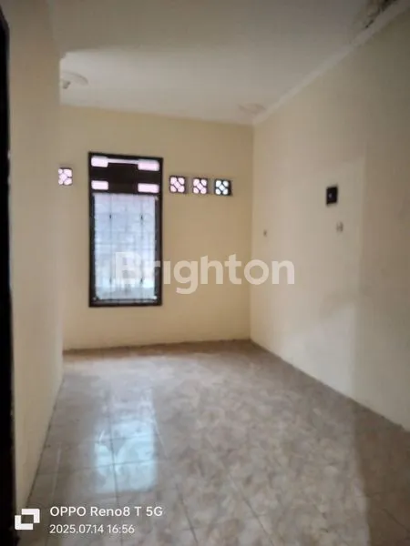 image RUMAH SIAP HUNI DI LOKASI STRATEGIS GROGOL PETAMBURAN,HARGA TERJANGKAU (2)