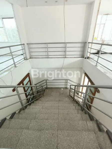 image GEDUNG STRATEGIS JAKARTA BARAT (4)