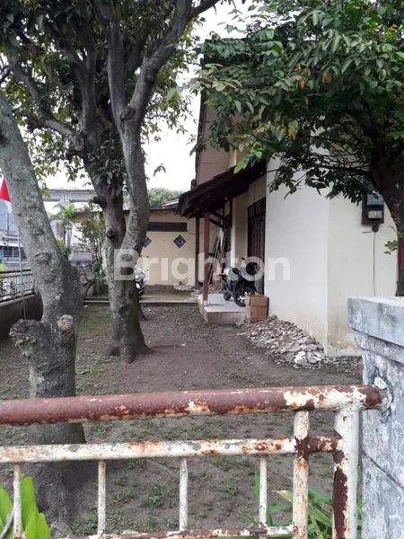 Gambar Property RUMAH TAMAN HOLIS INDAH JALAN LEBAR BISA UNTUK USAHA